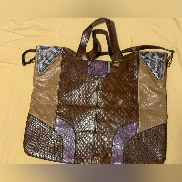 Jessica Simpson snake printed handbag - Picture 5 of 12